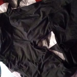 Women's cropped workout leggings